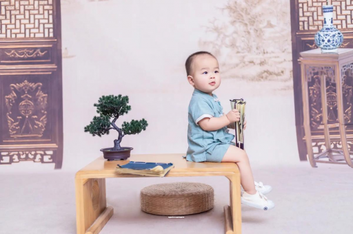 武汉供卵包生男孩宝宝头睡扁了